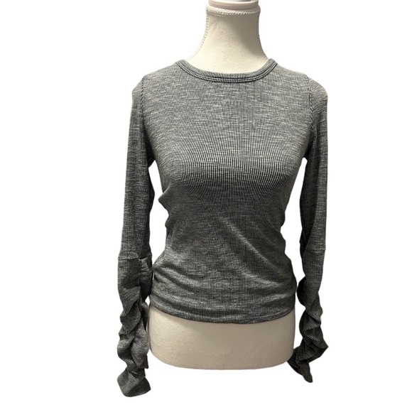 Free People Intimately size XS ribbed long sleeve green top NWT - Picture 1 of 7